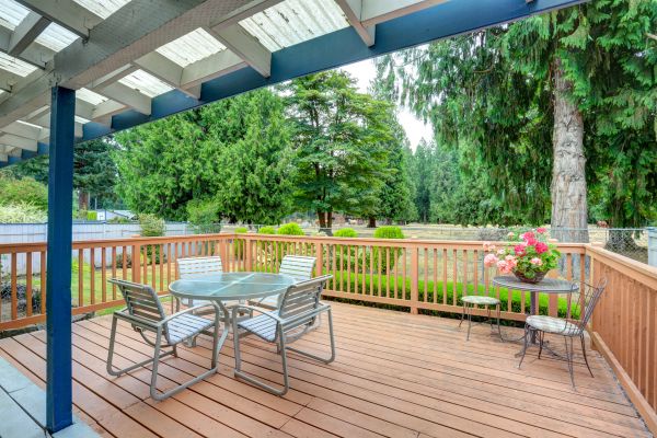 Deck Carpentry Service in Manchester